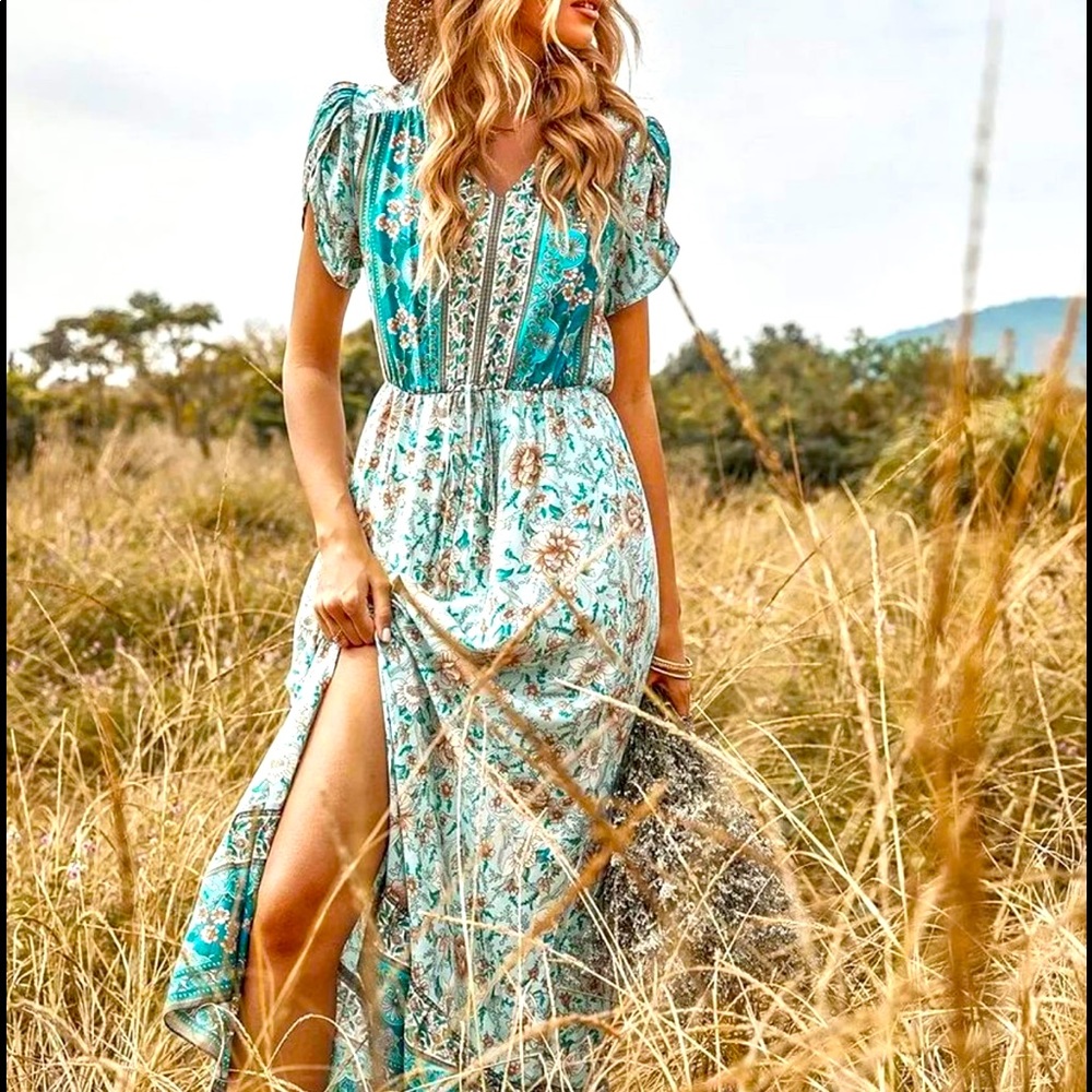 BOHO Tulip Sleeved Dress.. Beth Dutton Inspired